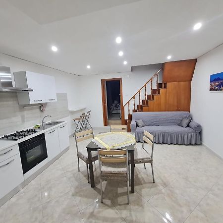 נאפולי Casa Mery מראה חיצוני תמונה