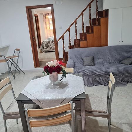 נאפולי Casa Mery מראה חיצוני תמונה