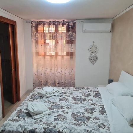 נאפולי Casa Mery מראה חיצוני תמונה