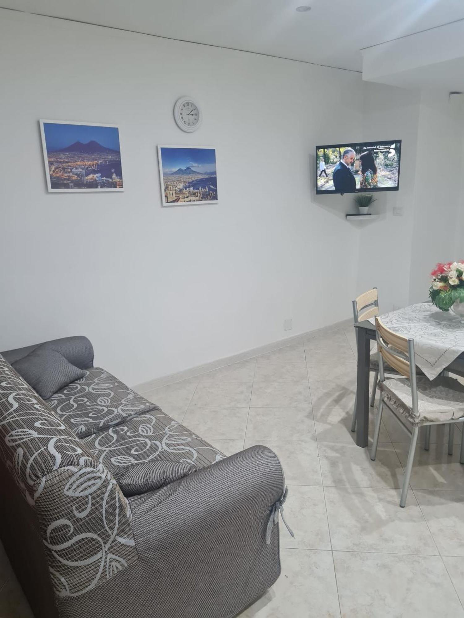 נאפולי Casa Mery מראה חיצוני תמונה