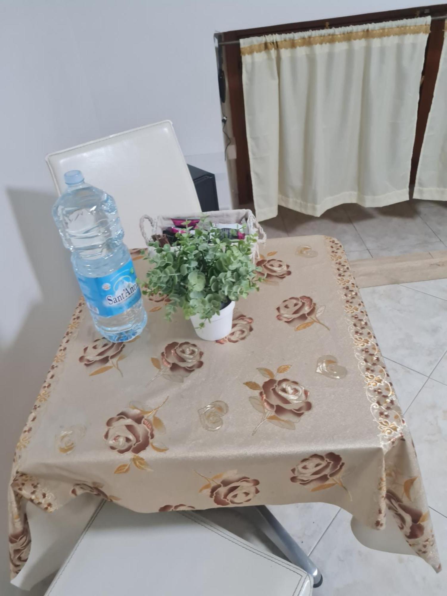 נאפולי Casa Mery מראה חיצוני תמונה