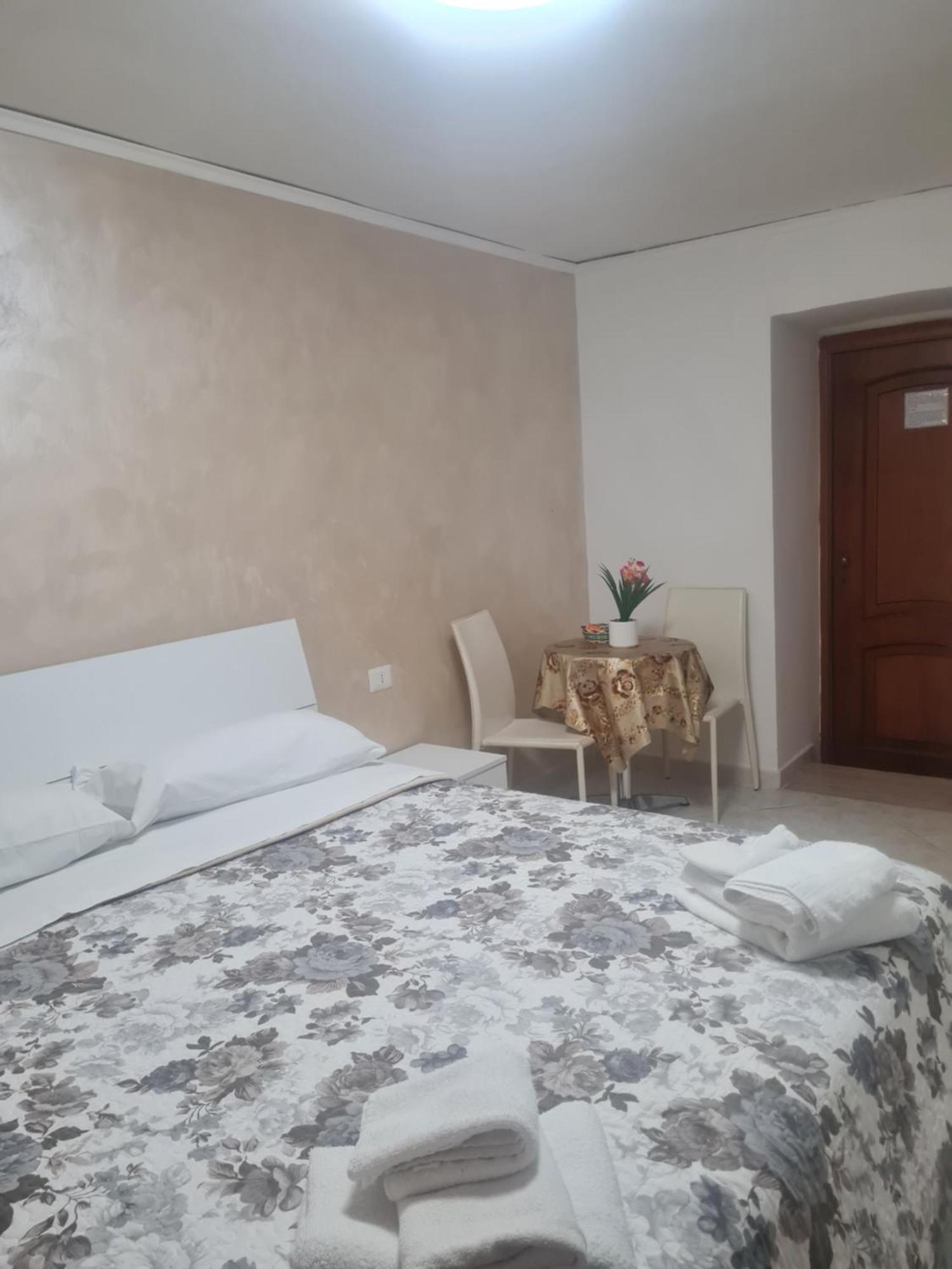 נאפולי Casa Mery מראה חיצוני תמונה