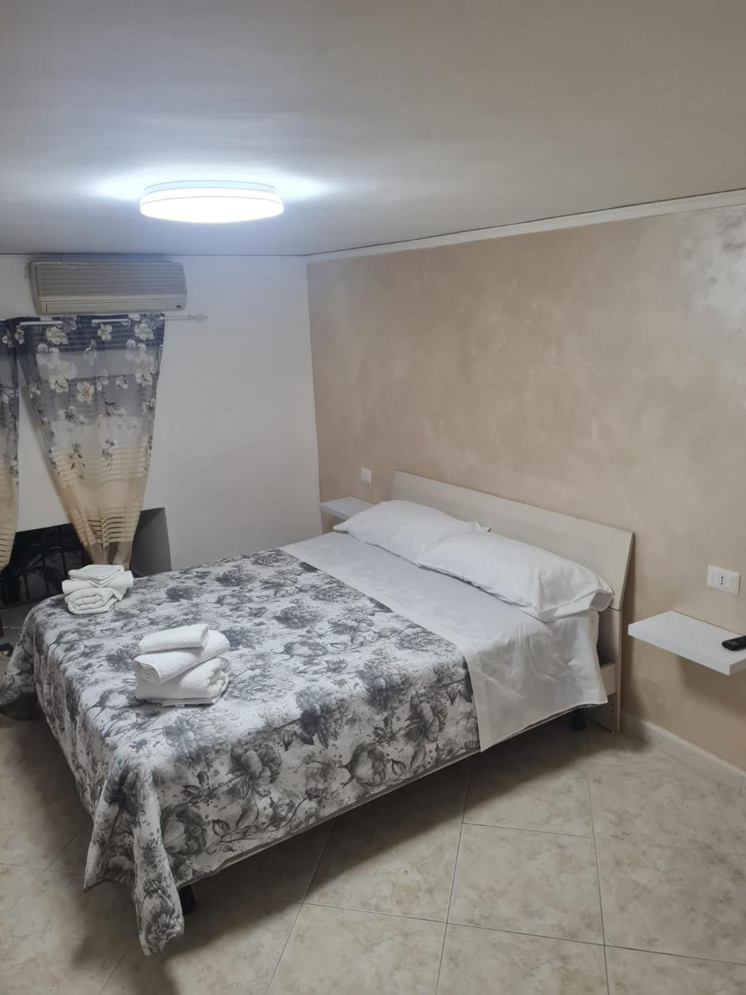 נאפולי Casa Mery חדר תמונה